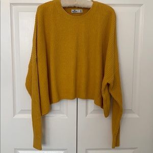 Hollister Yellow Oversized Sweater - Size M